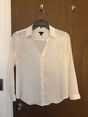Ann Taylor Ivory Button-Front Collared Blouse